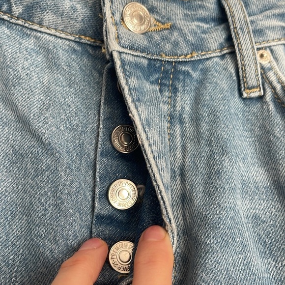 forever 21 premium Baggy Fit Mid Wash Straight leg high-rise button fly denim - Picture 6 of 7